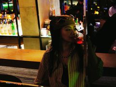 -FOUR PLAY BAR