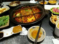 -疯狂的筷子老灶九宫格火锅
