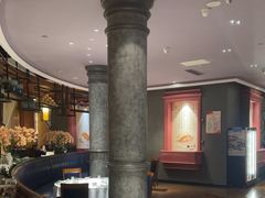 -八府香鸭·啫啫煲(华山路店)