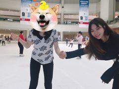 -冰纷万象滑冰场(深圳万象城店)