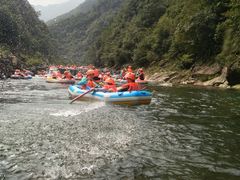 -安吉龙王山峡谷漂流