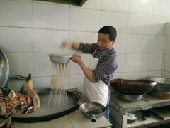 -平安桥张氏肥肠粉