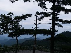-罗田薄刀峰风景区