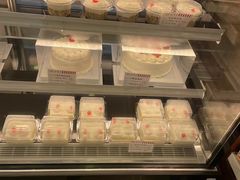 -红宝石·鲜奶小方·海派西点房(金杨店)