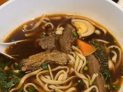 金牌红烧牛肉面-康師傅私房牛肉面(浦机三店)