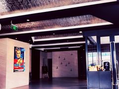 -桔子酒店(上海西藏北路地铁站店)