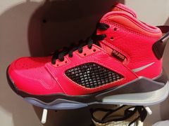 -NIKE KICKS LOUNGE体验店(北京新中关店)