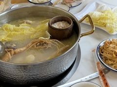 -朴小妹人参鸡汤火锅(长白山万达店)