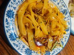 -22号传承新疆菜·柴窝堡辣子鸡