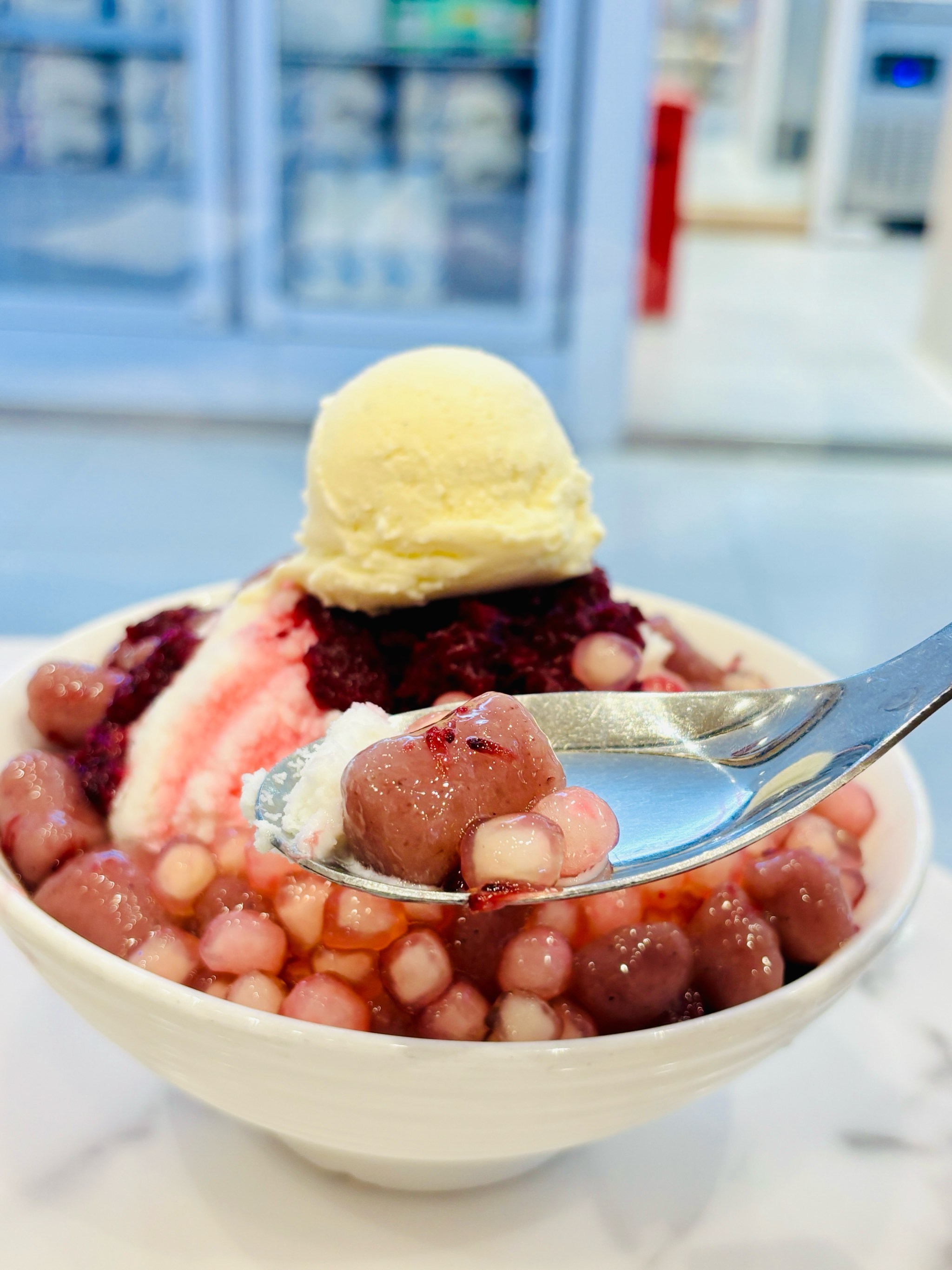 鲜芋仙杨梅芋圆椰乳冰:酸甜冰爽的夏日快乐甜品