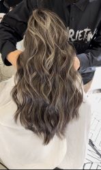 -PE SALON