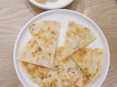 -蒙自源米线大王(花园城商场店)