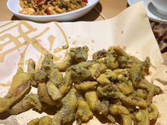 -关东小磨东北菜(上海长风大悦城店)