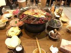-白乐天毛肚火锅馆(解放碑店)