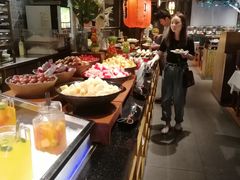 自助取餐区-领鲜活海鲜榴莲自助火锅(东门店)