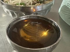 -正宗杨记普洱酸醋米线(总店)