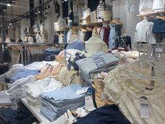 -Brandy Melville