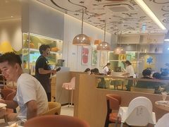 -菲滋意式餐厅(富阳东方茂店)