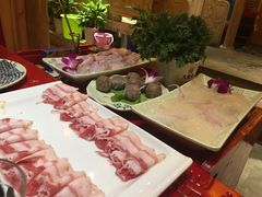 -大龙辣火锅·龙虾·烧烤(湖滨新天地店)