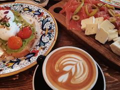 拿铁咖啡-Alimentari早午餐(安福路店)