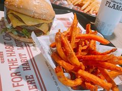 -The Habit Burger Grill 哈比特汉堡(复兴soho店)