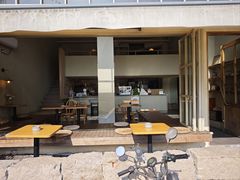 -More than cafe·置外咖啡