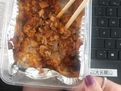 -玛格萝妮(汇智国际商业中心店)