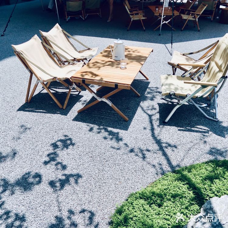 ☕️去不了露营就去露营集合店喝一杯
