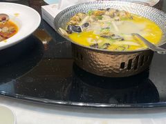 -香山湖家家宴(中山陵店)