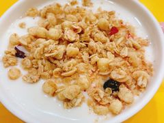 水果麦片酸奶-嗨皮儿·现蒸面皮(抄纸巷店)