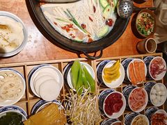 -周小明火锅(黑金冠社区店)