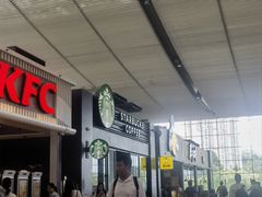 -星巴克(深圳北站B5检票口)