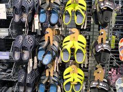 -迪卡侬(民族东店)