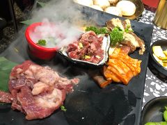 -黑牛の場烤肉(摩天活力城店)