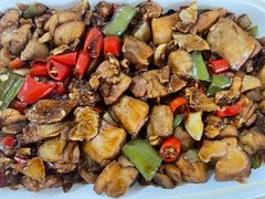-稳湘湖南小馆(道尔泰生活广场店)