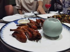 金牌烤乳鸽-夜宴江景餐厅