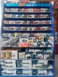 -来此探索玩具仓储店