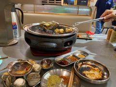 -围炉肉舍•炭烤活鳗•丹东海鲜烤肉(步行街店)