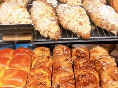 杏仁羊角-麦田工坊(月湖店)