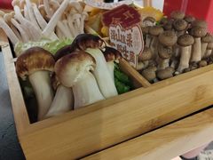 -廖掌柜·重庆鲜货火锅(上海首店)