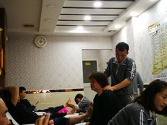 -郑远元专业修脚房(宣化路店)