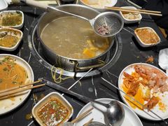-魁牛·潮汕牛肉自助火锅(沈辽路万达店)