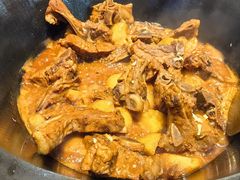 -山河屯铁锅炖·非遗东北菜(南山店)