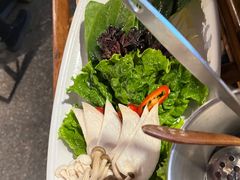 -老牌坊云南鱼豆花火锅(哈西万达店)