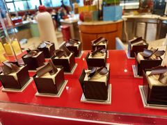 -咖啡苑自助餐厅·中国大饭店