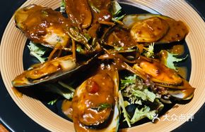 Thai Coconut Mussels