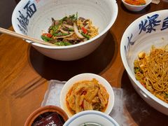 -李犟大爆鳝面·手工蟹黄包(湖滨西湖店)