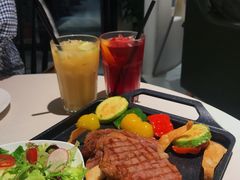 沙朗牛排-灵意咖啡·西班牙美食(汕头金平万达广场店)