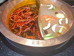 -山城鼎重庆老火锅(西安钟楼店)