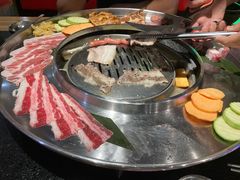 -哈哈碳都·牛肋条无限自助烤肉(宝龙店)